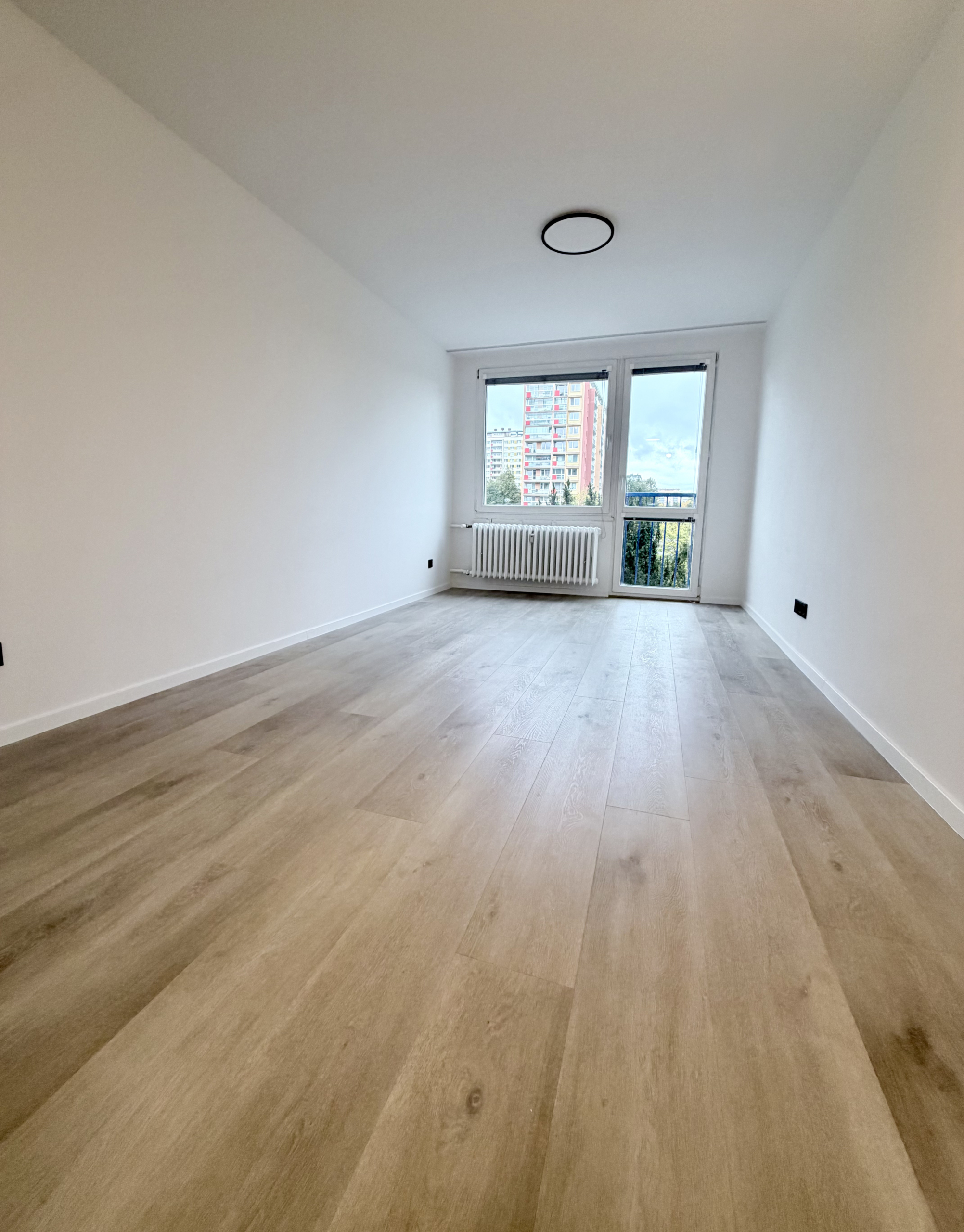 Frýdlantská, Praha 8, 2kk